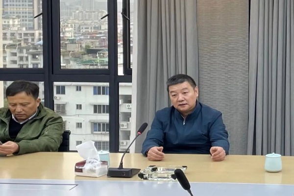 麗水市建設局黨組書記、局長鐘小松一行到浙江中立建設有限公司走訪